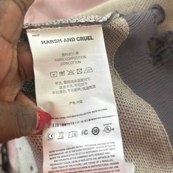 Harsh and Cruel Snow Mountain Ripped Oversized Sweater M - Picture 8 of 8